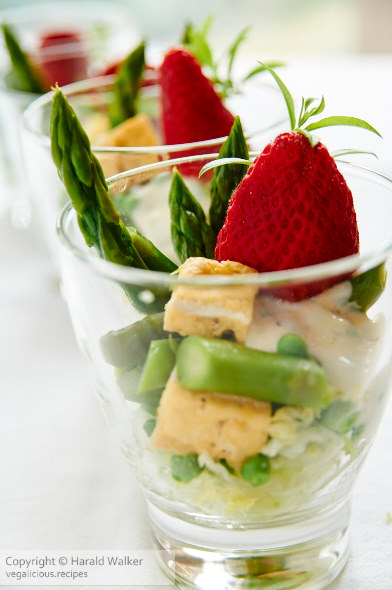 Asparagus Salad with Tofu Pieces