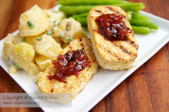 Grilled tempeh with plum chutney