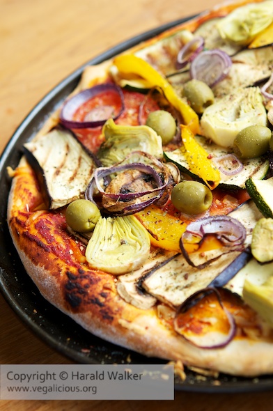 Mediterranean vegan pizza