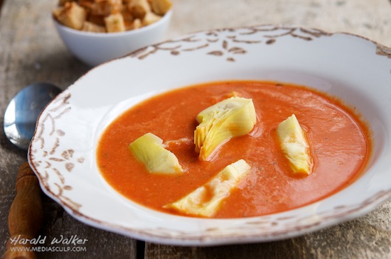 Vegan Tomato Artichoke Soup