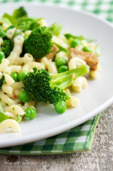 Macaroni with Broccoli & Peas