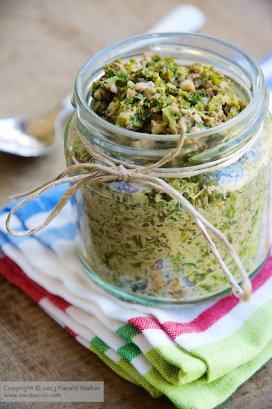 Vegan Kale and Walnut Pesto