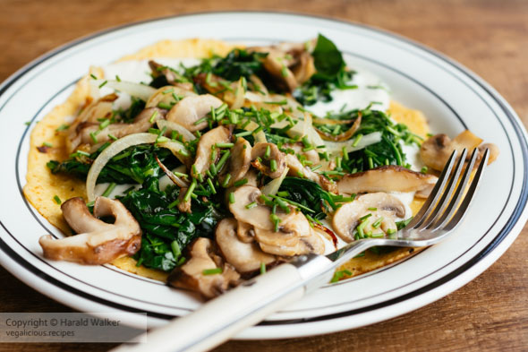 Creamy Mushroom and Spinach Crepes