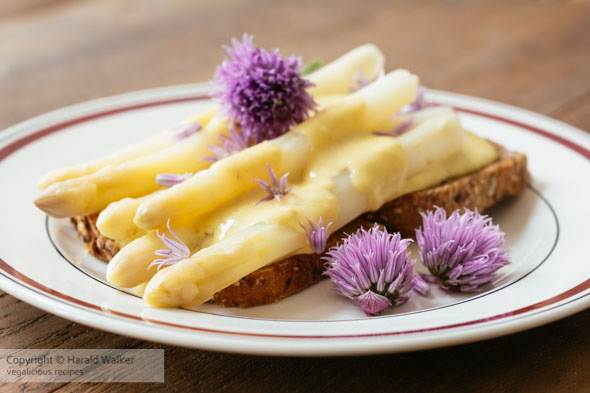 Asparagus on Toast with Creamy Maple Mustard Sauce